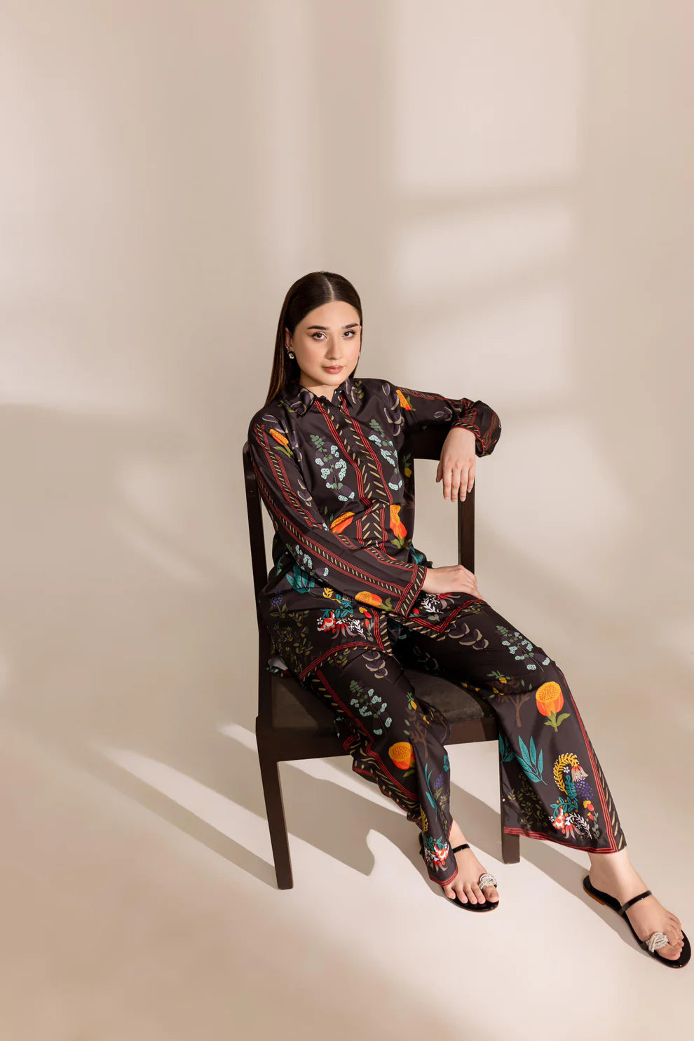 Beautiful 2PC Floral Printed Shirt And Trouser