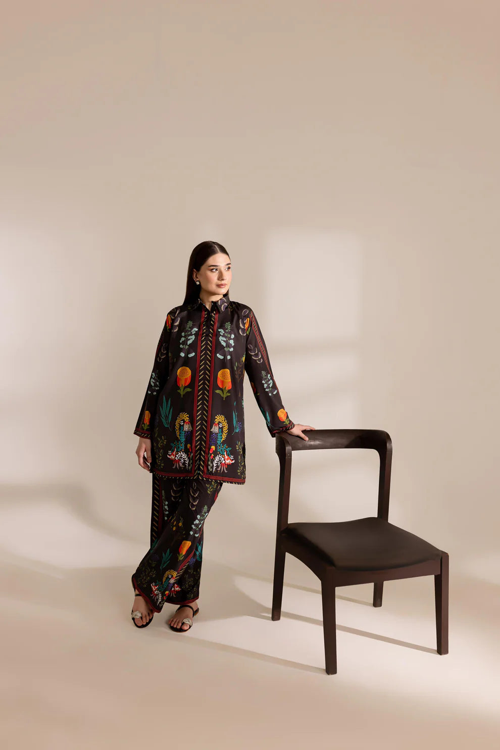 Beautiful 2PC Floral Printed Shirt And Trouser